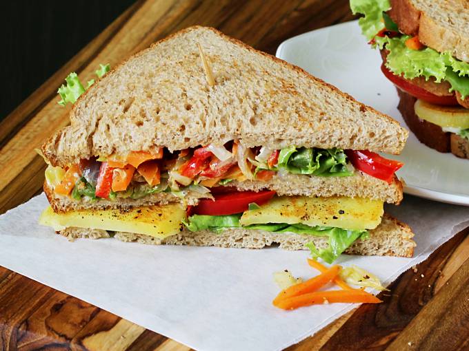  Club Sandwich  (G)