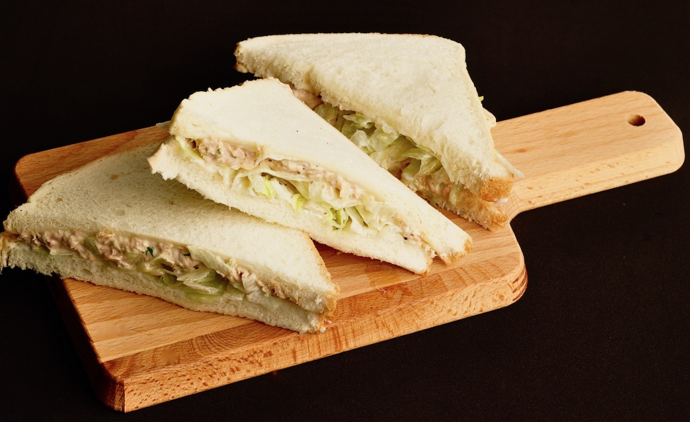  Tuna Sandwich (S)