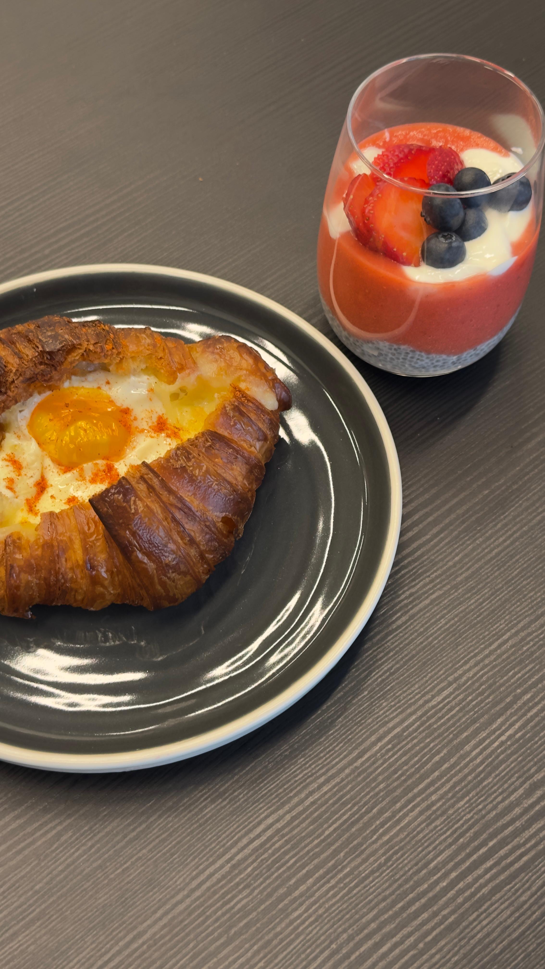 Egg Croissant 